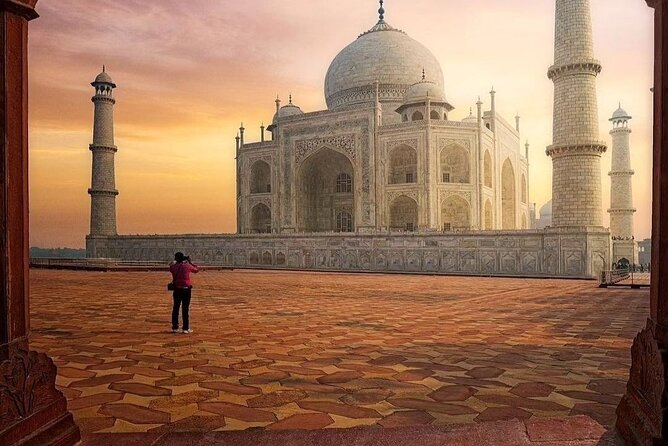 taj1