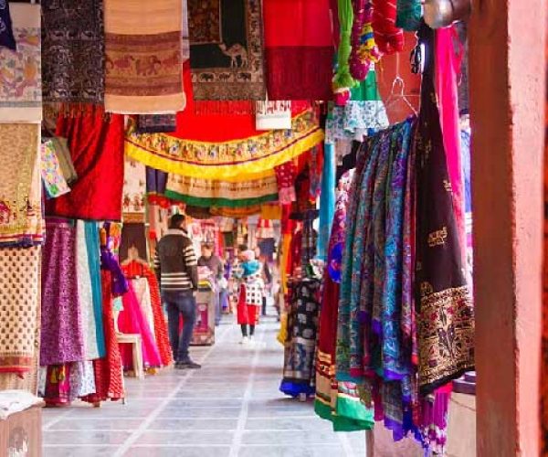 Yoga and Cultural Retreat India bazar1